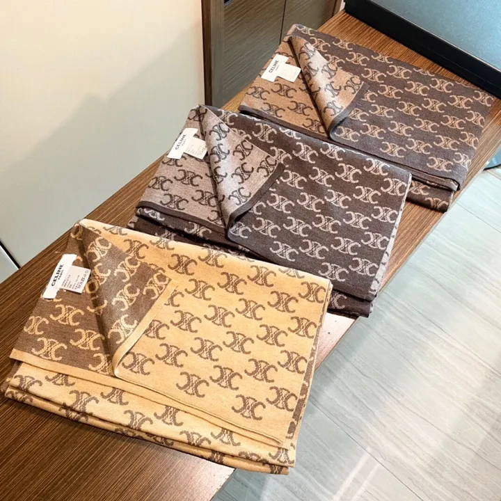 スーパーコピー セリーヌ マフラー