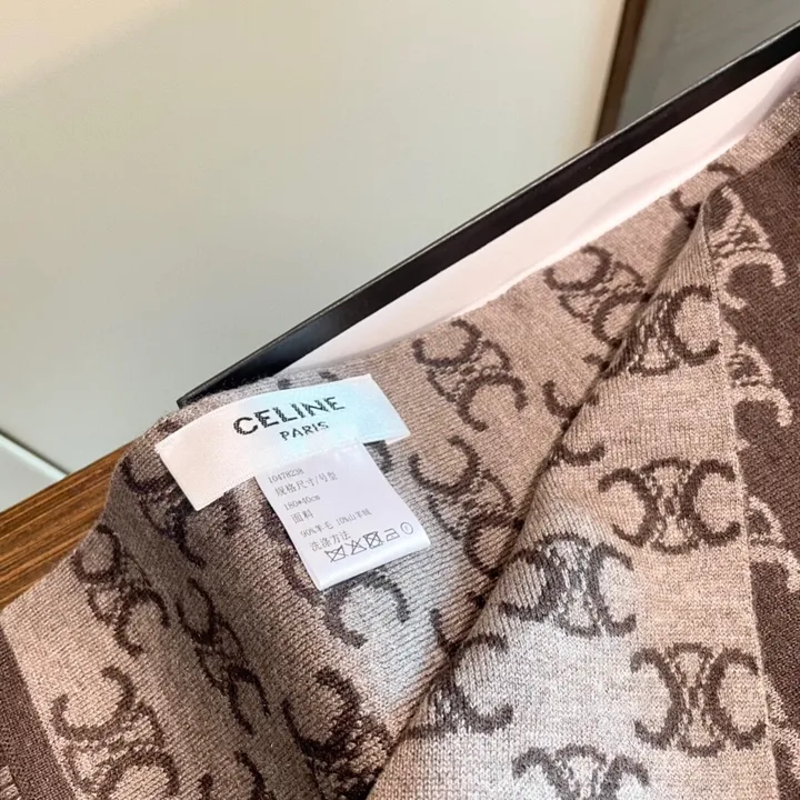 スーパーコピー セリーヌ マフラー