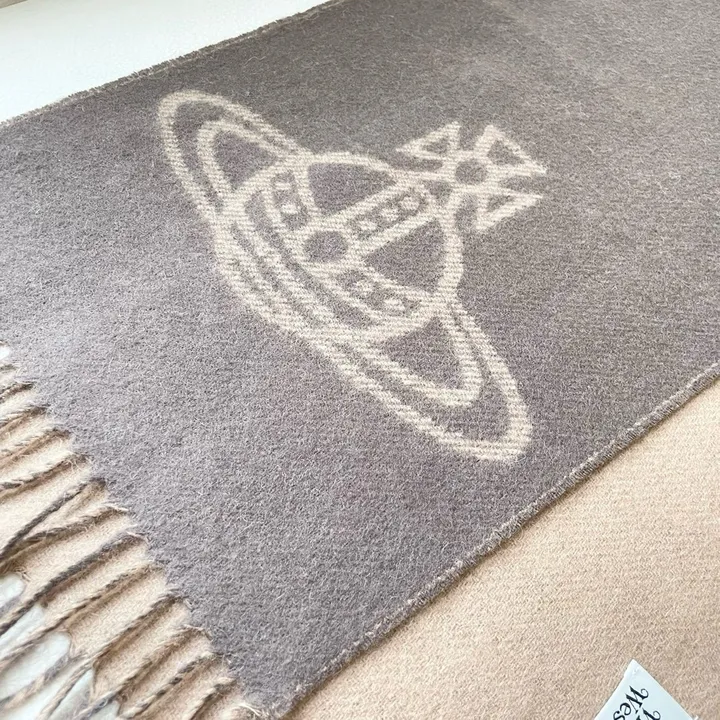 スーパーコピー ヴィヴィアン・ウエストウッド マフラー