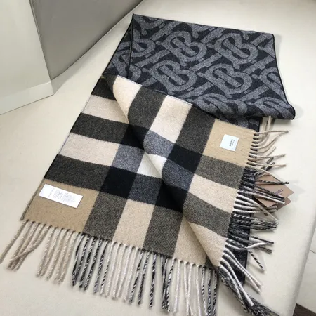 スーパーコピー バーバリー ス マフラー