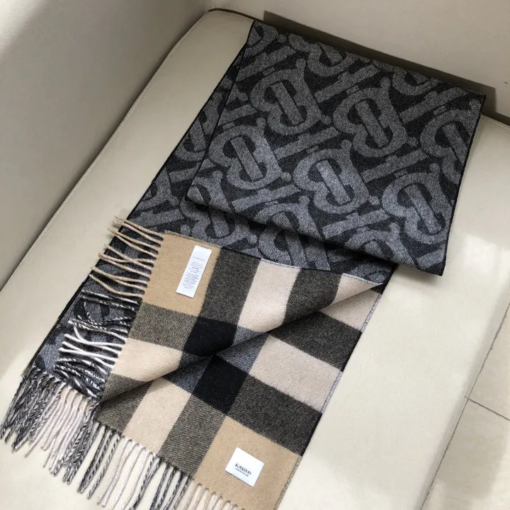 スーパーコピー バーバリー ス マフラー