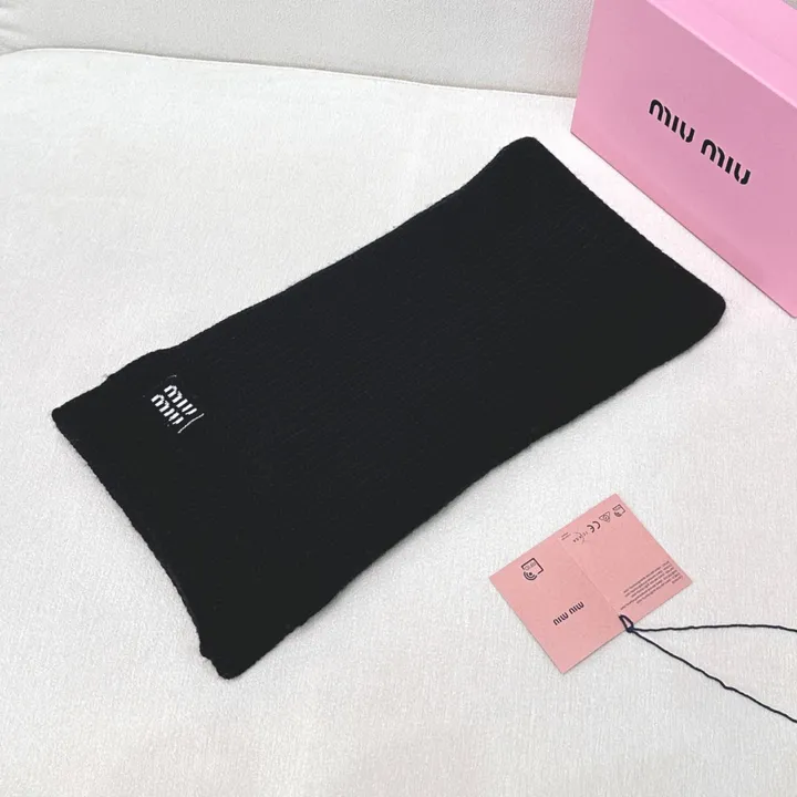 スーパーコピー ミュウミュウ マフラー