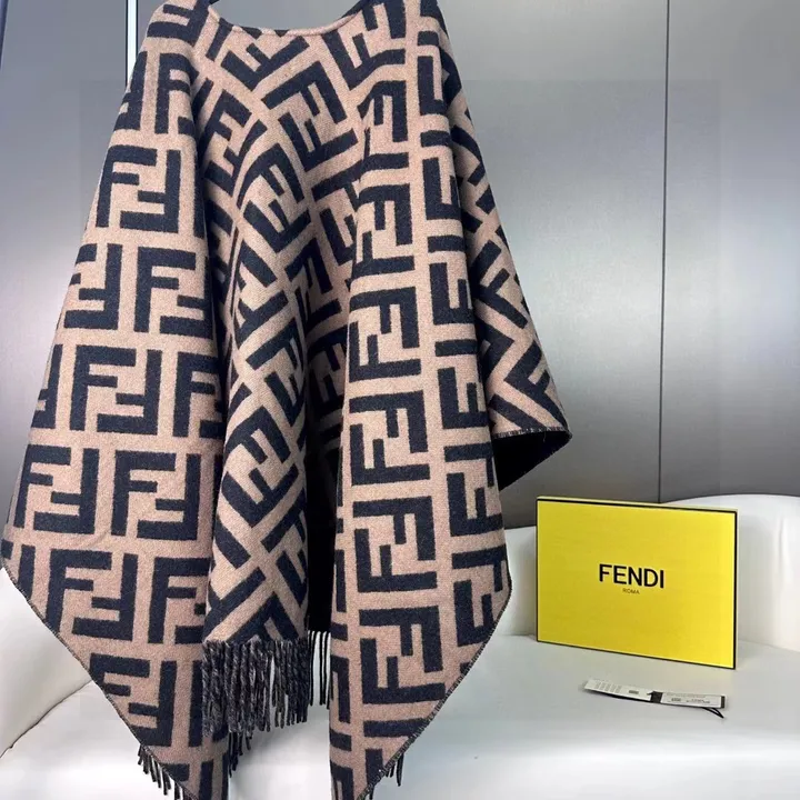 スーパーコピー フェンディ マフラー