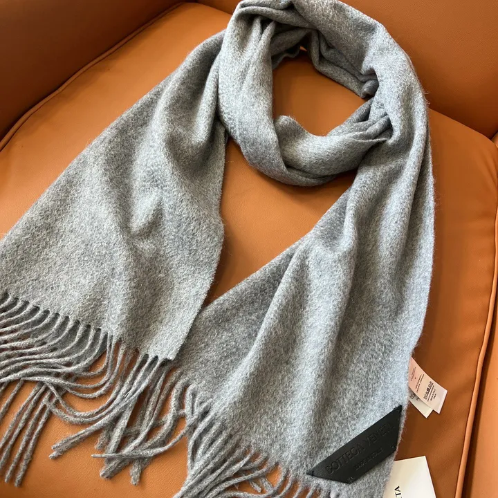 スーパーコピー フェンディ マフラー