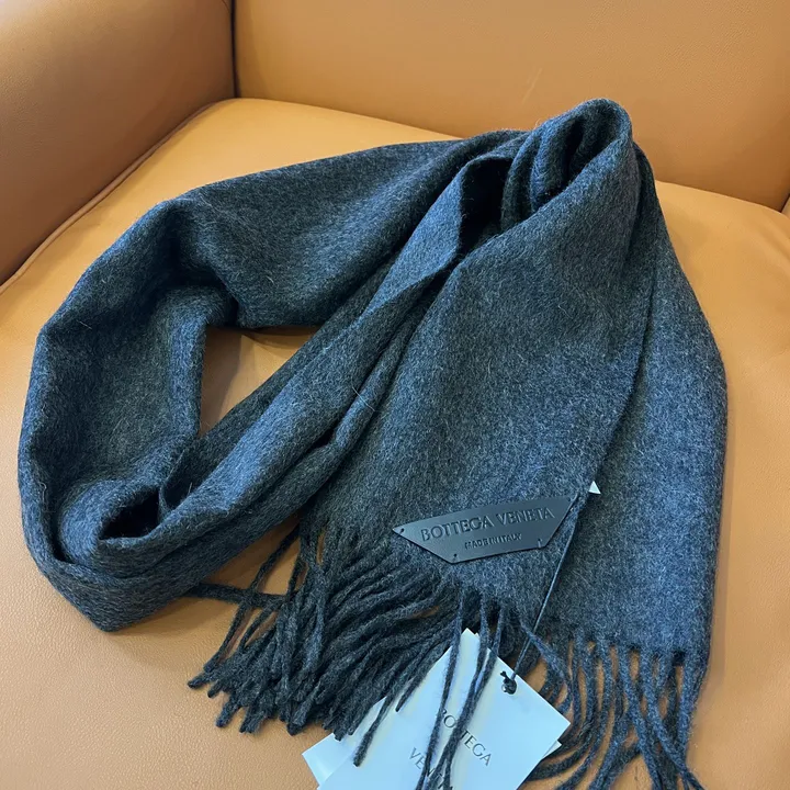 スーパーコピー フェンディ マフラー