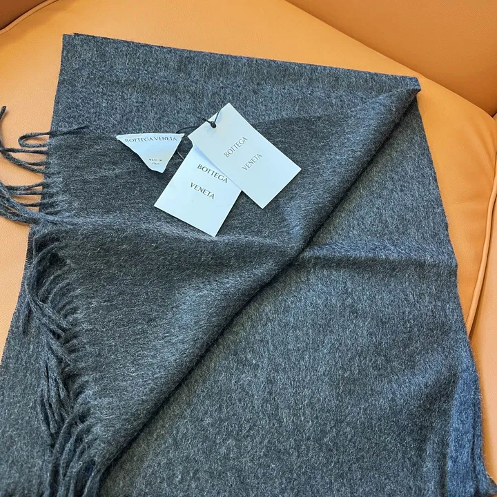 スーパーコピー フェンディ マフラー