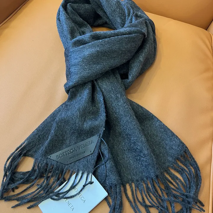 スーパーコピー フェンディ マフラー