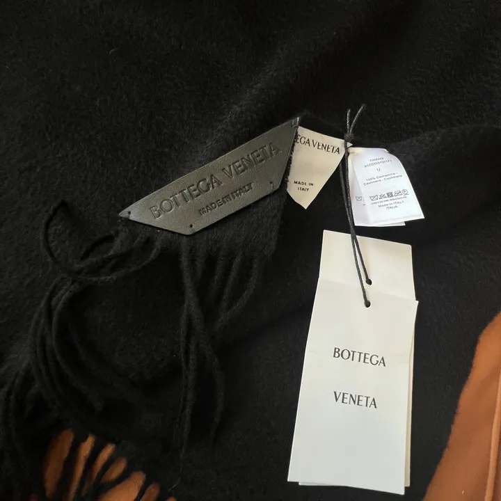 スーパーコピー フェンディ マフラー