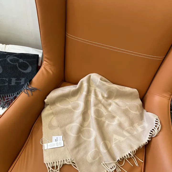 スーパーコピー コーチ マフラー