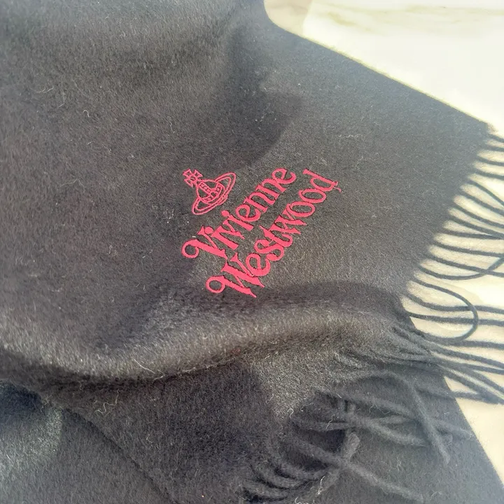 スーパーコピー ヴィヴィアン・ウエストウッド マフラー