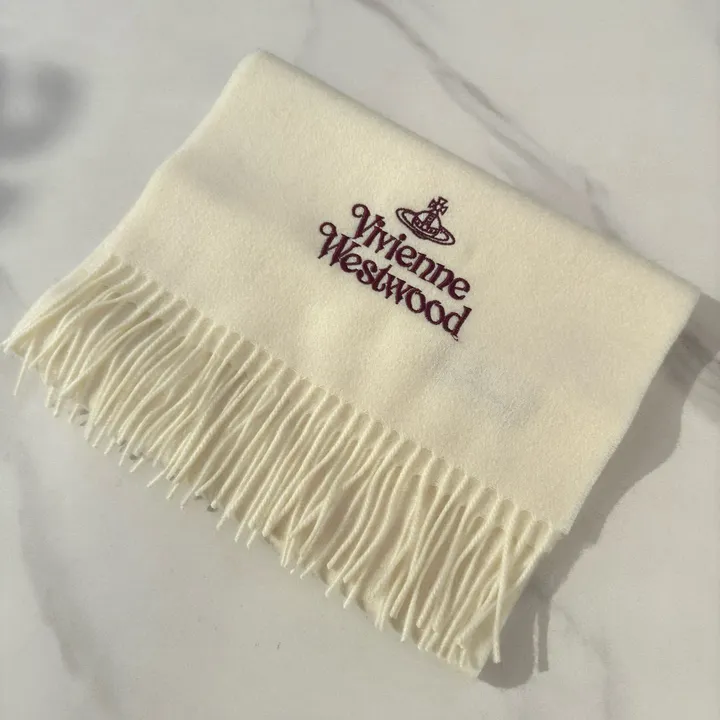 スーパーコピー ヴィヴィアン・ウエストウッド マフラー