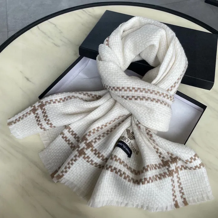 スーパーコピー フェンディ マフラー