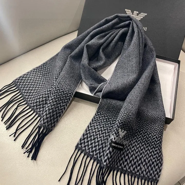 スーパーコピー フェンディ マフラー