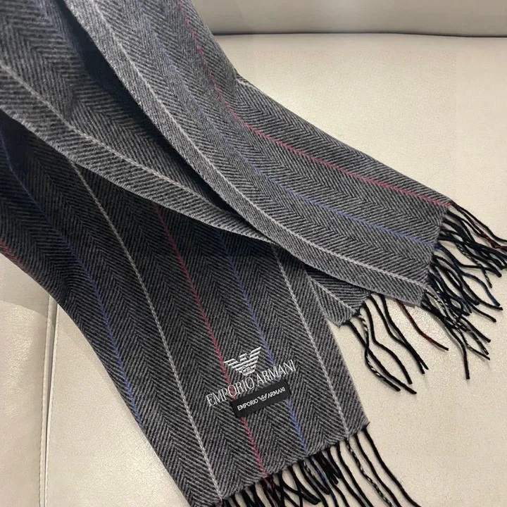 スーパーコピー フェンディ マフラー