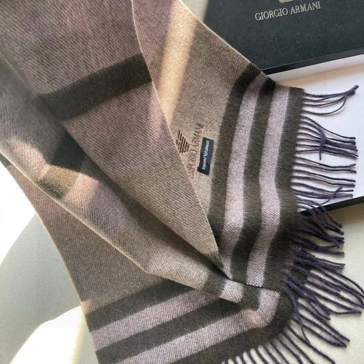 スーパーコピー フェンディ マフラー