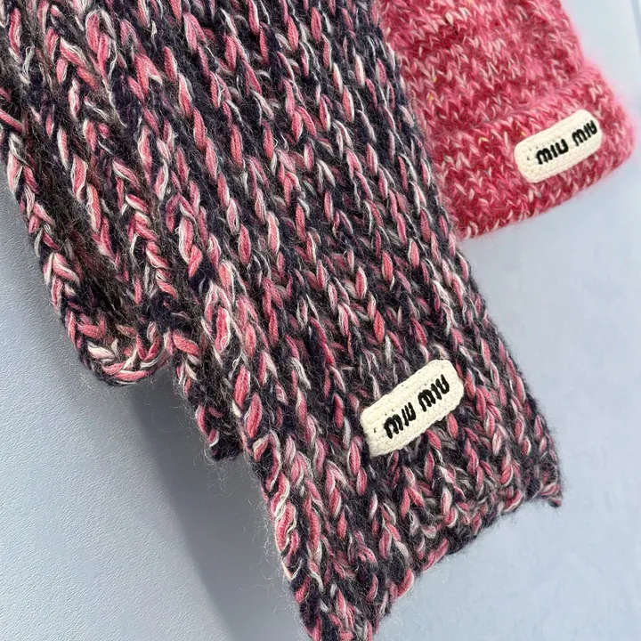 スーパーコピー ミュウミュウ マフラー