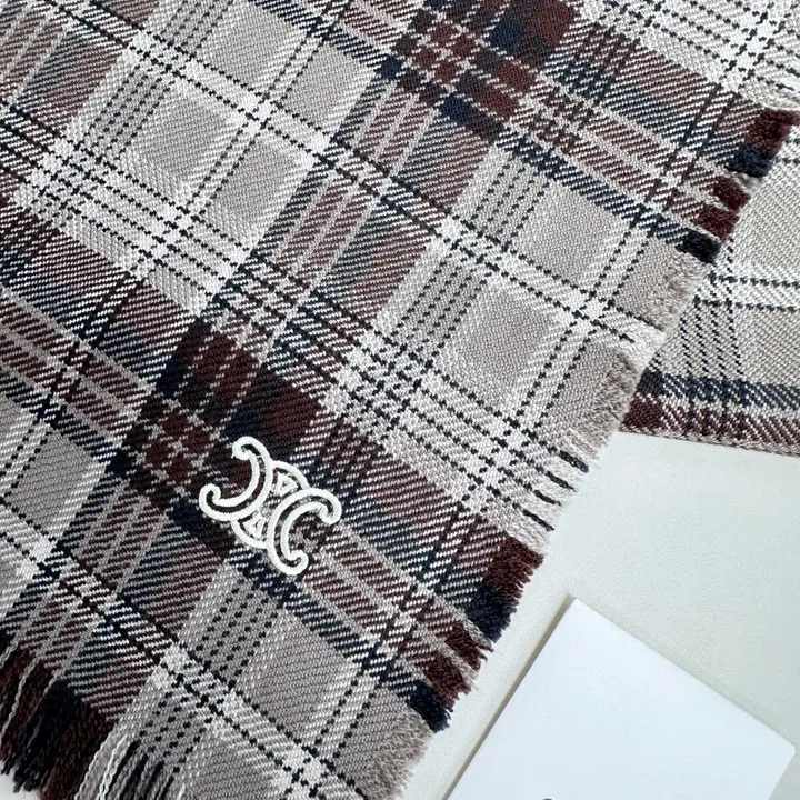 スーパーコピー ロエベ マフラー