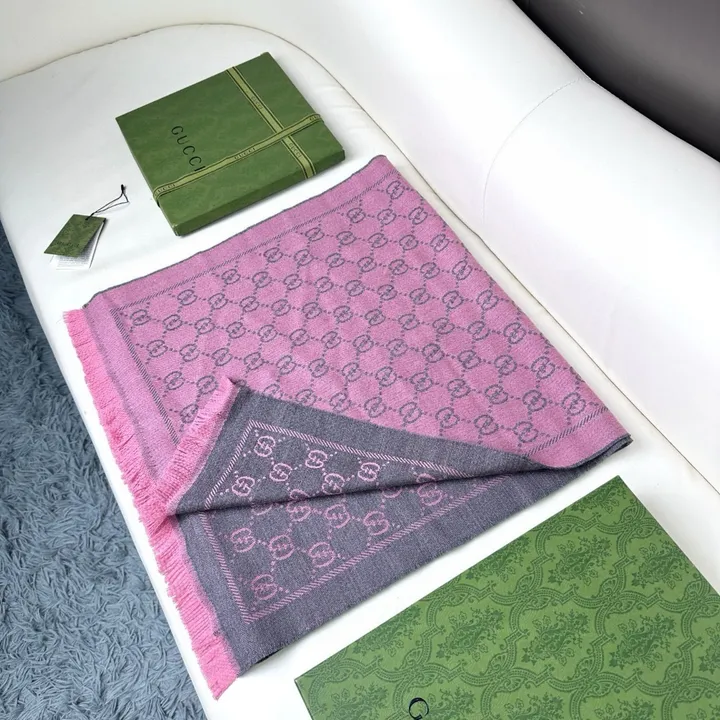 スーパーコピー グッチ マフラー