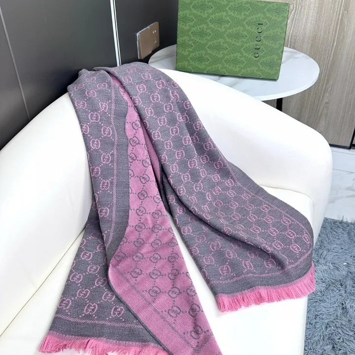 スーパーコピー グッチ マフラー