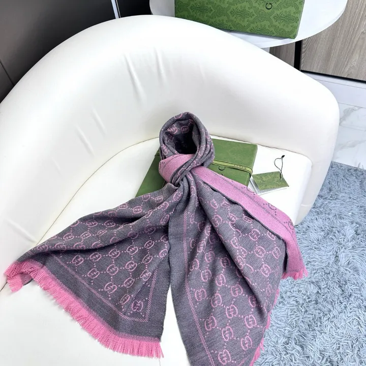 スーパーコピー グッチ マフラー