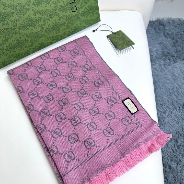 スーパーコピー グッチ マフラー