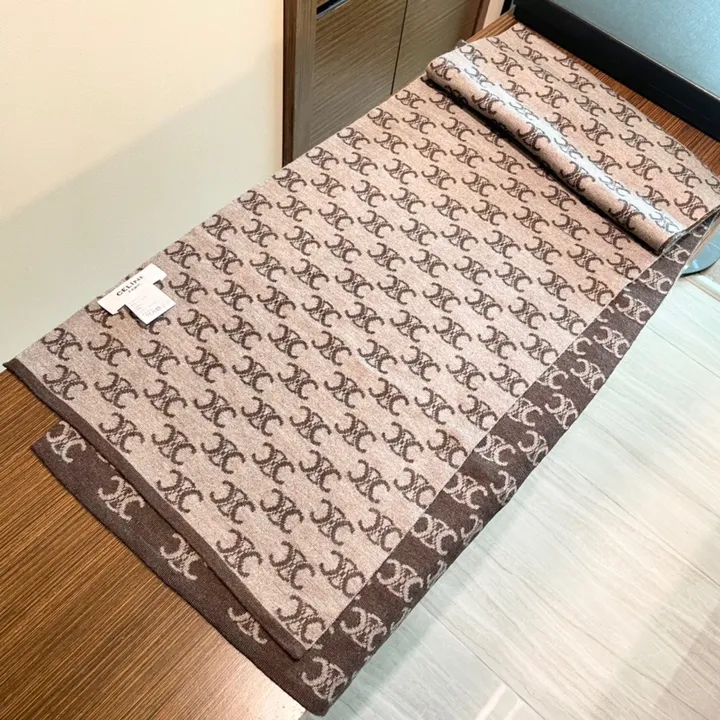 スーパーコピー セリーヌ マフラー