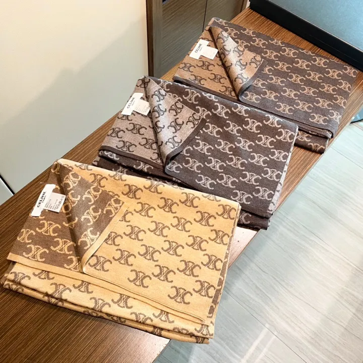 スーパーコピー セリーヌ マフラー