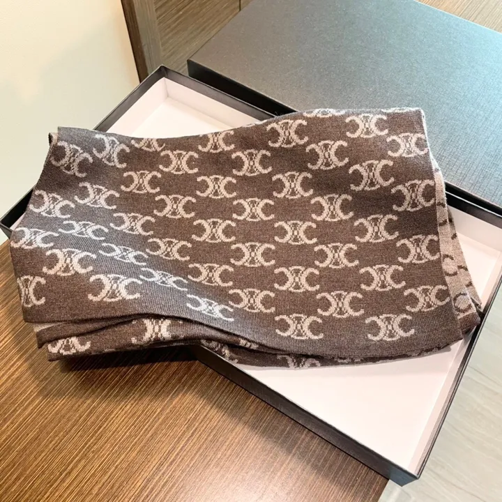 スーパーコピー セリーヌ マフラー