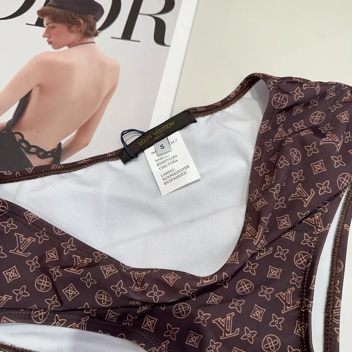 スーパーコピー ルイヴィトン 水着