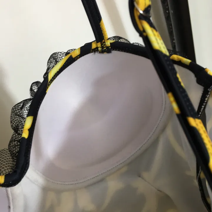 スーパーコピー シュプリーム 水着