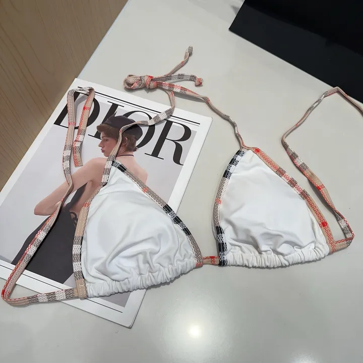 スーパーコピー バーバリー ス 水着