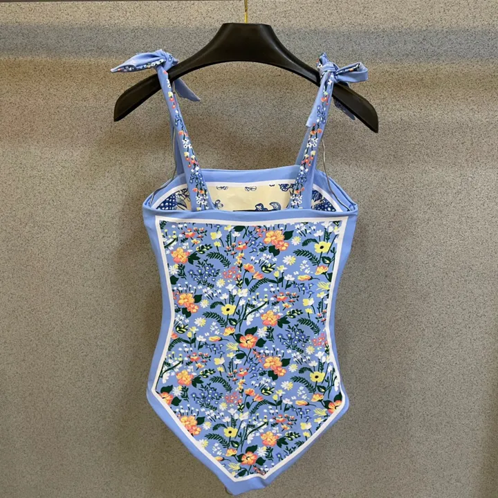 スーパーコピー グッチ 水着