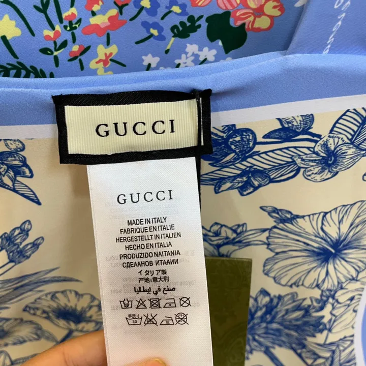 スーパーコピー グッチ 水着