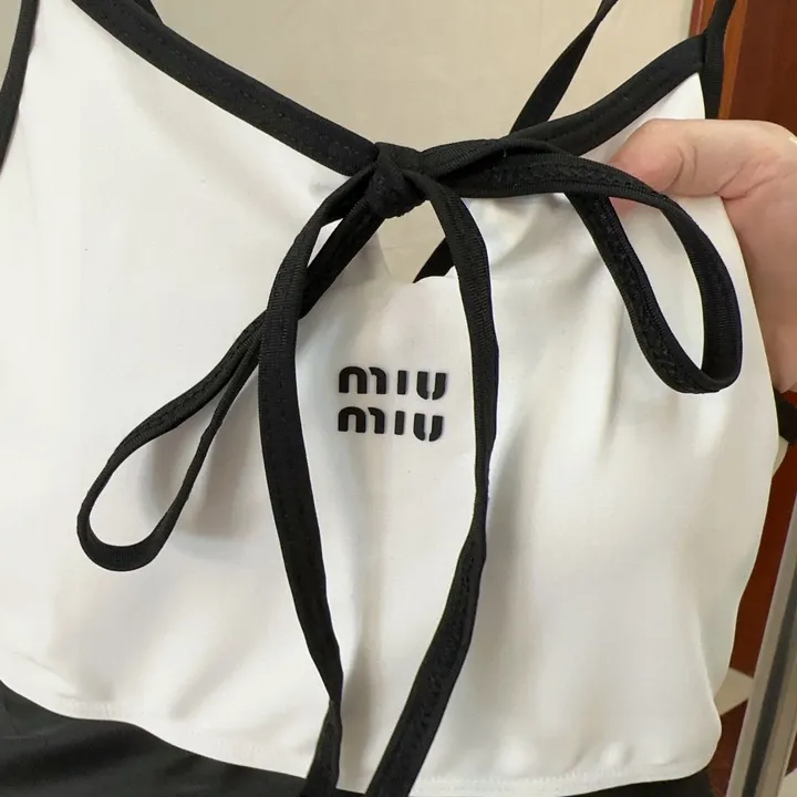 スーパーコピー ミュウミュウ 水着