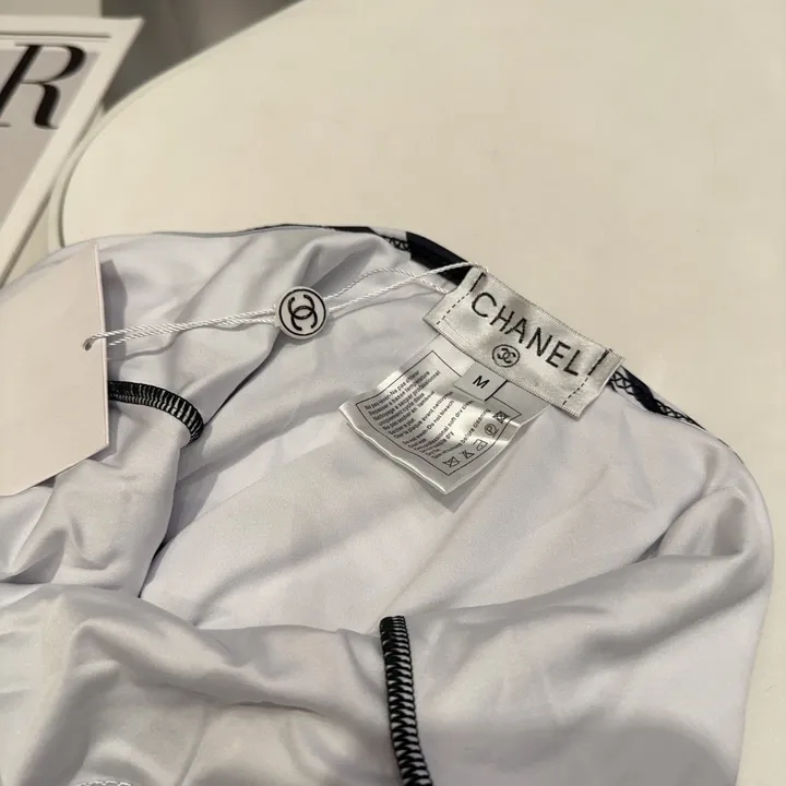 スーパーコピー シャネル 水着