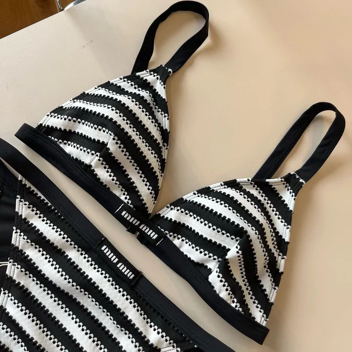 スーパーコピー ミュウミュウ 水着