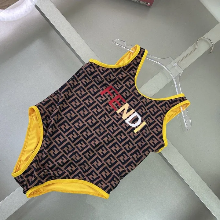 スーパーコピー フェンディ 水着