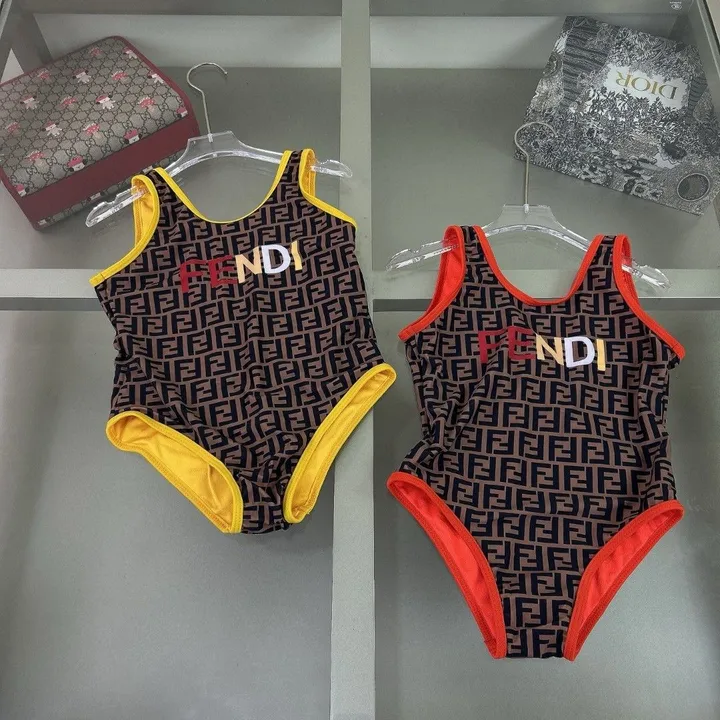 スーパーコピー フェンディ 水着