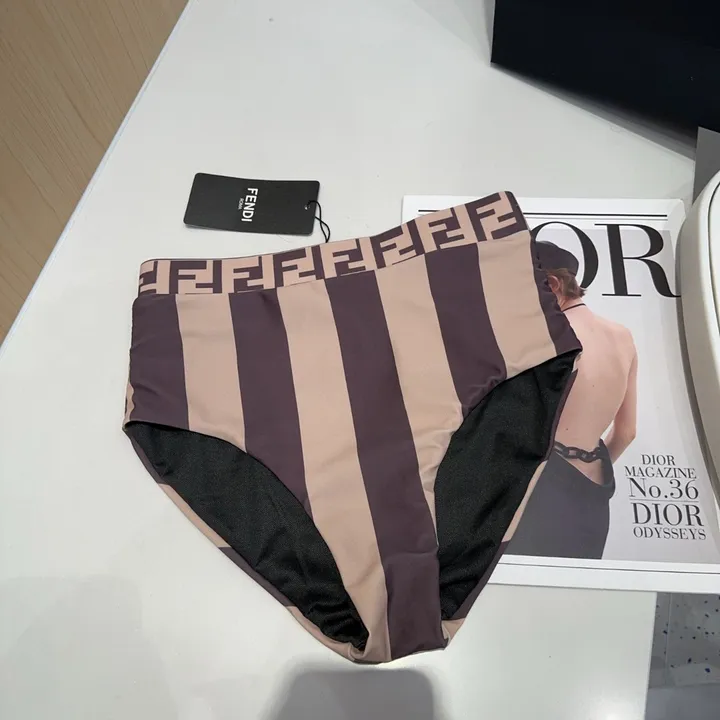 スーパーコピー フェンディ 水着