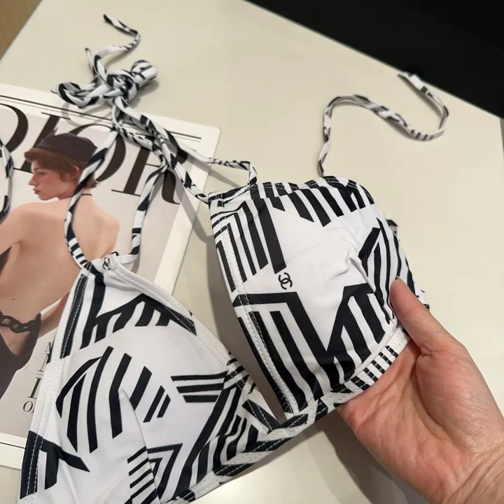 スーパーコピー シャネル 水着