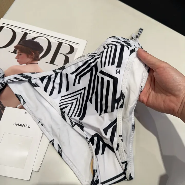 スーパーコピー シャネル 水着