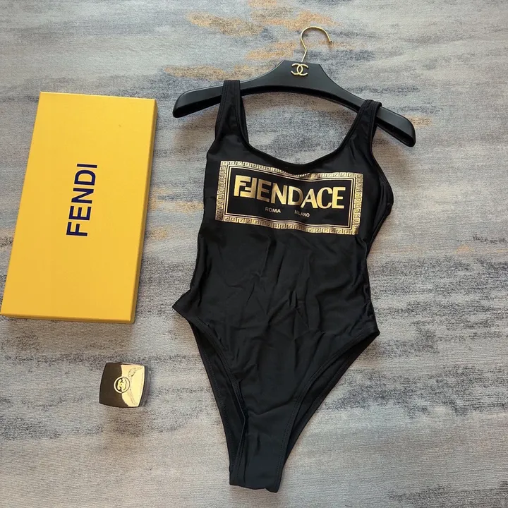 スーパーコピー フェンディ 水着
