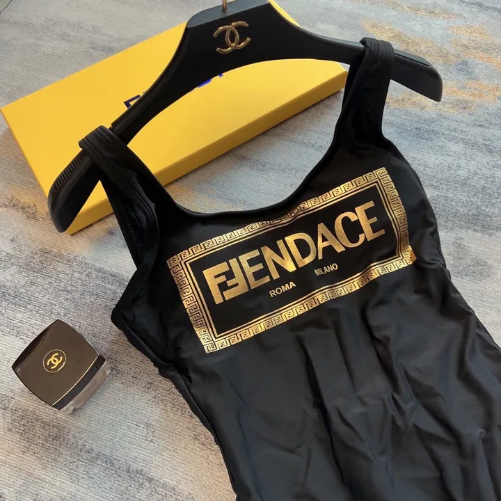 スーパーコピー フェンディ 水着