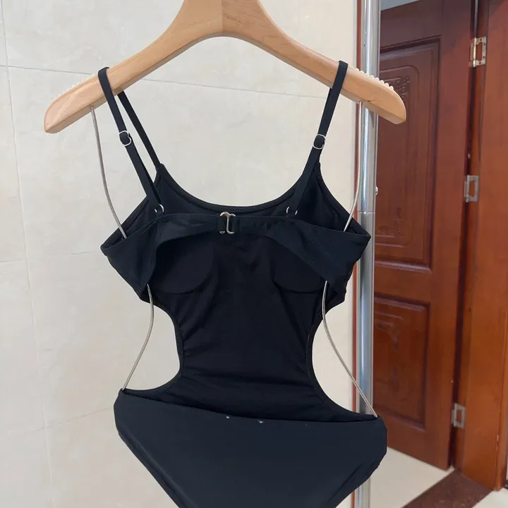 スーパーコピー シャネル 水着