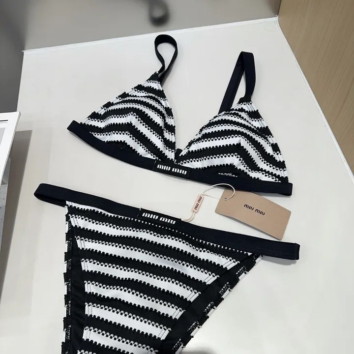 スーパーコピー ミュウミュウ 水着