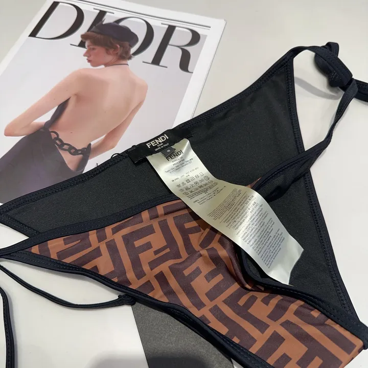 スーパーコピー フェンディ 水着