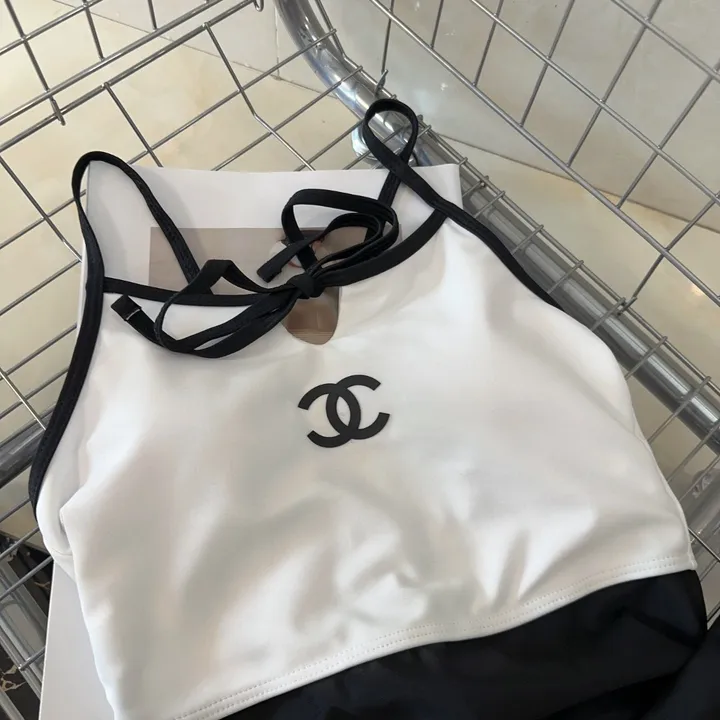 スーパーコピー シャネル 水着