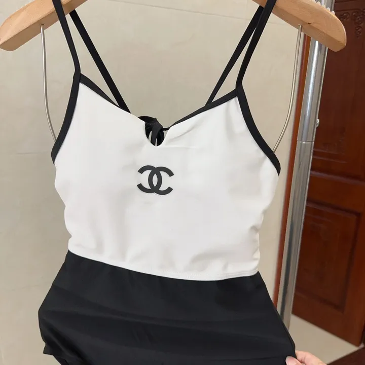 スーパーコピー シャネル 水着