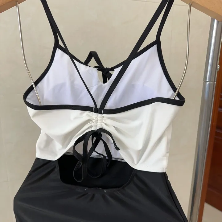 スーパーコピー シャネル 水着