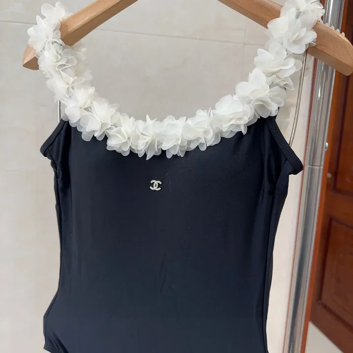 スーパーコピー シャネル 水着